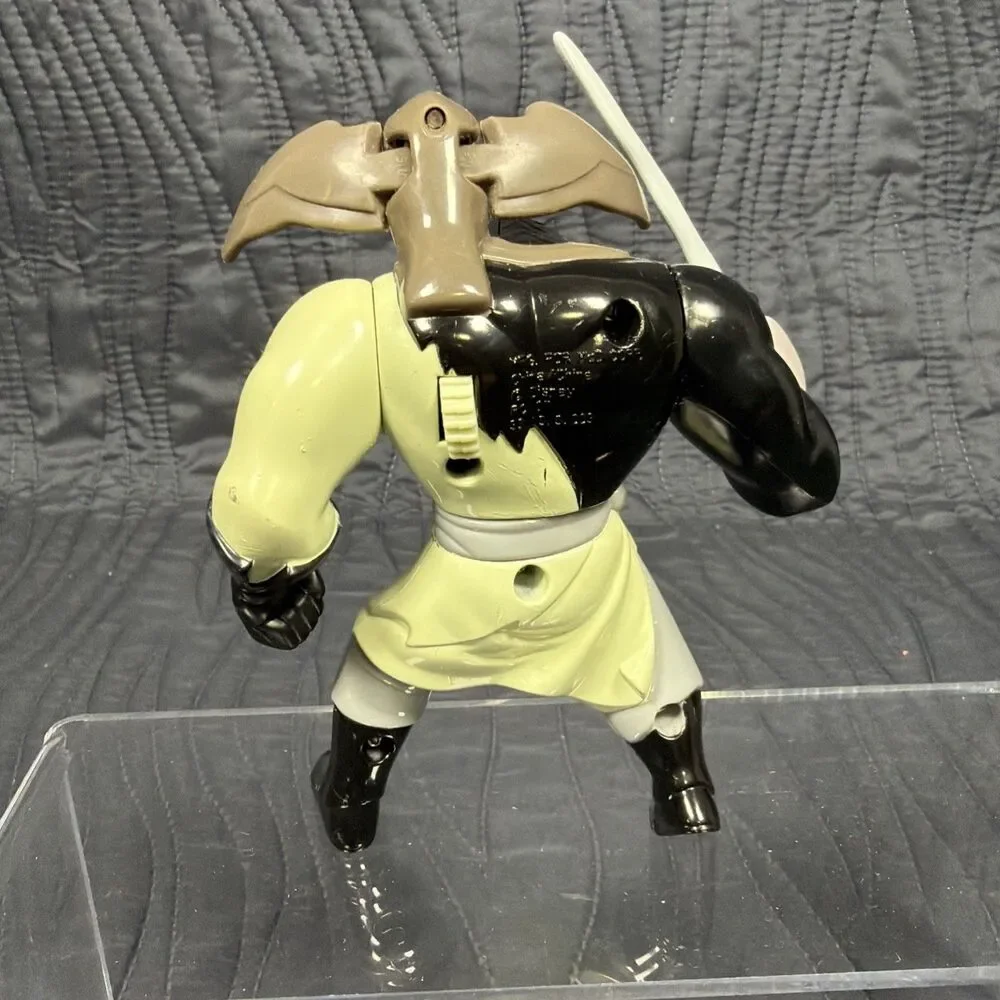Pr. Vtg. McDonald's Figure Shan Yu Shan-Yu~Org. Package